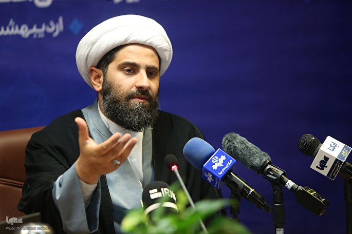 «هنیئاً لکم» تمجید رهبر انقلاب از مجاهدت معلمان قرآن است