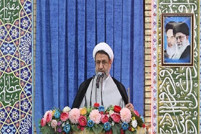 شعار برائت از مشرکان و ظالمان جهانی شده است