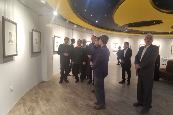 افتتاح نمایشگاه «یاد یاران» در ازنا