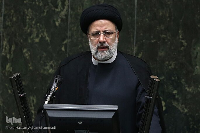 سیره قرآنی شهید آیت‌الله رئیسی؛ الگویی برای خدمت به مردم