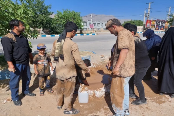 آیین گل‌مالی در لرستان