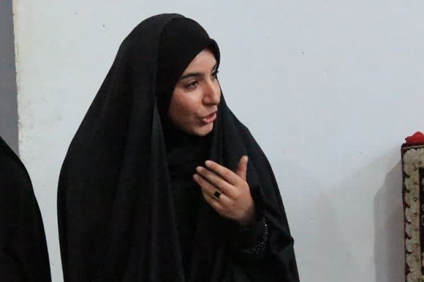 زینب نورالهی، مدیرعامل مؤسسه فرهنگی قرآن و عترت بیت‌الزهرا(س) شهرستان دلفان