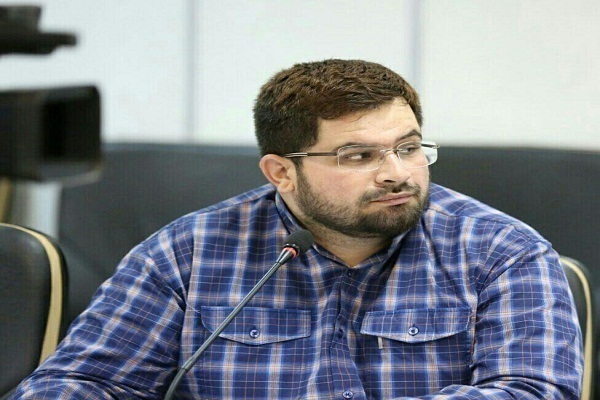 ابراهیم عزیزی، رئیس اداره قرآن‌ آموزش و پرورش لرستان