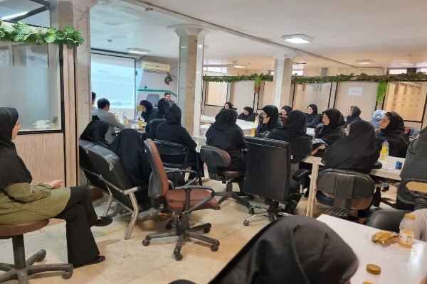 همایش مهارت کسب و کار و کارآفرینی در لرستان برگزار شد + عکس