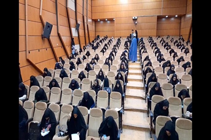 شرکت ۳۰۰ مربی قرآن کوهدشت در دوره آموزشی ترجمه و مفاهیم قرآن