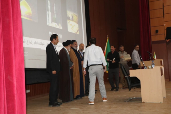 تجلیل از خادمین موکب اربعین شهدای جهاد کشاورزی لرستان تجلیل از خادمین موکب اربعین شهدای جهاد کشاورزی لرستان