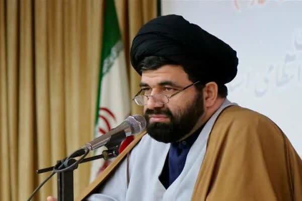 حجت‌الاسلام سیداسماعیل حسینی‌مازندرانی، رئیس عقیدتی، سیاسی نیروی انتظامی لرستان