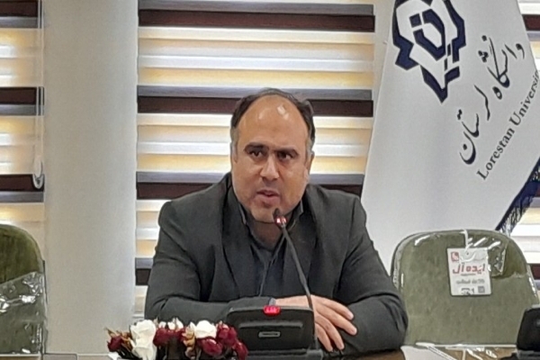 مجتبی گراوند، دانشیار تاریخ اسلام دانشگاه لرستان