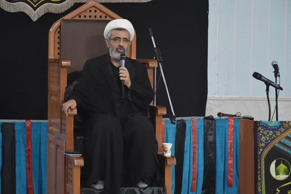 حجت‌الاسلام والمسلمین هبت‌اله هاشمی، مدیرکل بنیاد شهید و امور ایثارگران لرستان