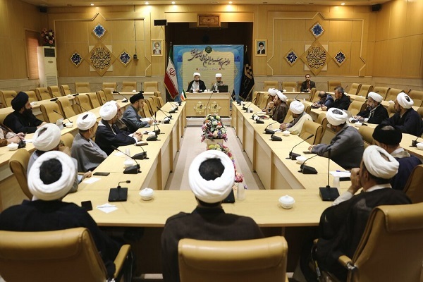 هم‌اندیشی معاونان پژوهشی مدارس پیوسته المصطفی برگزار شد