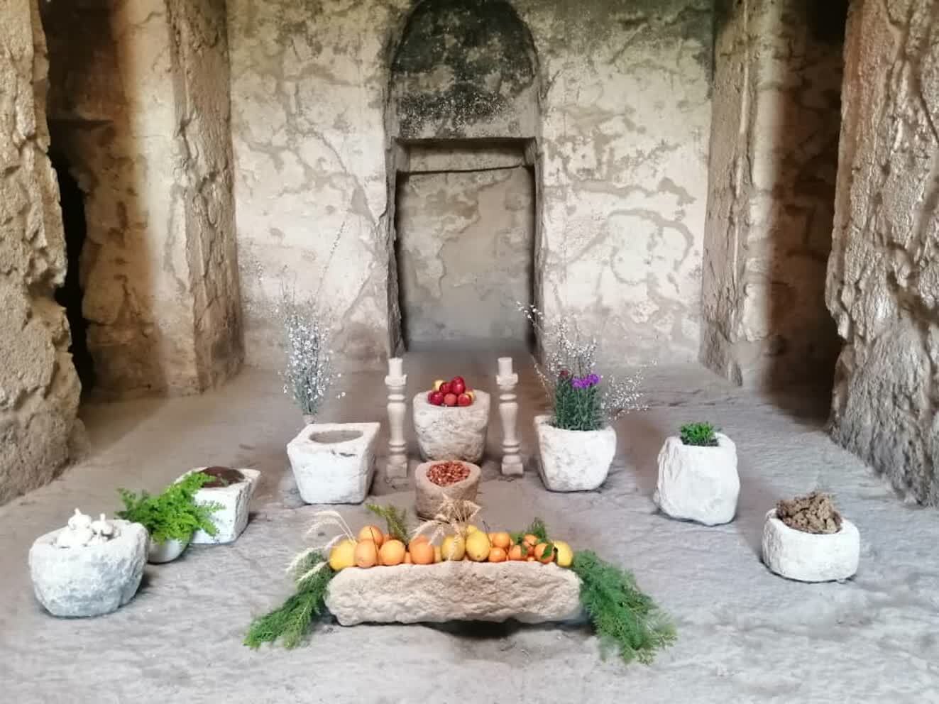 هفت‌سین ایرانی، مسجد سنگی داراب