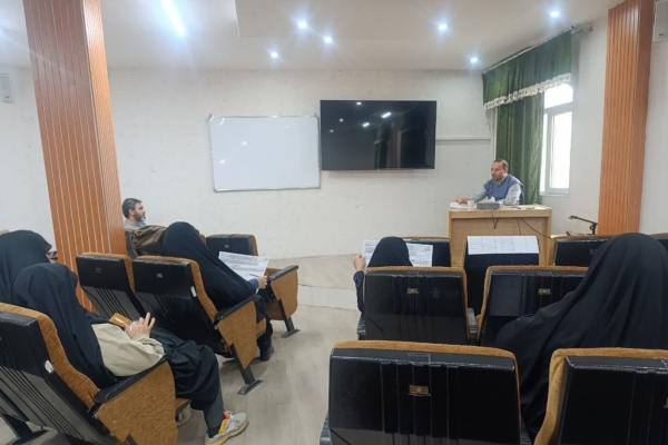 نشست بوم‌نویسی و ستاره‌سازی جوامع قرآنی لرستان