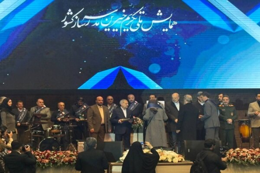 مشارکت خیرین در مدرسه‌سازی ایثار است