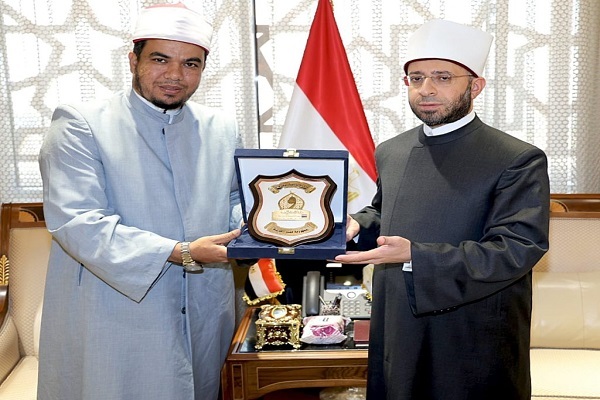 حافظ قرآن مصری حامی غزه تجلیل شد