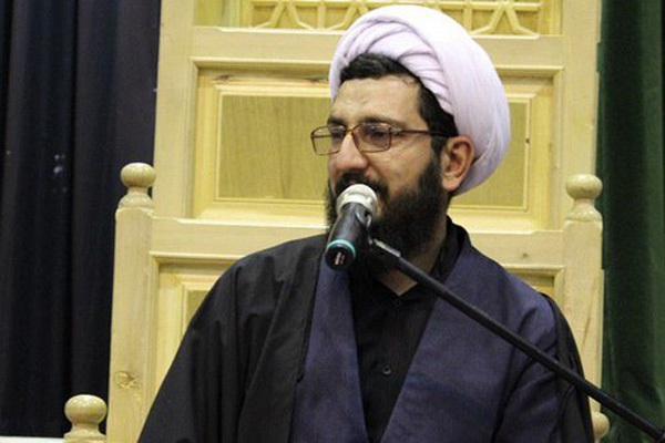 حجت‌الاسلام نصرالله‌پور، عضو انجمن علمی مهدویت حوزه علمیه قم و استاد تخصصی مهدویت