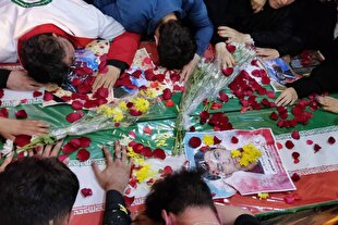 تشییع باشکوه پیکر شهدای هلال احمر در تهران