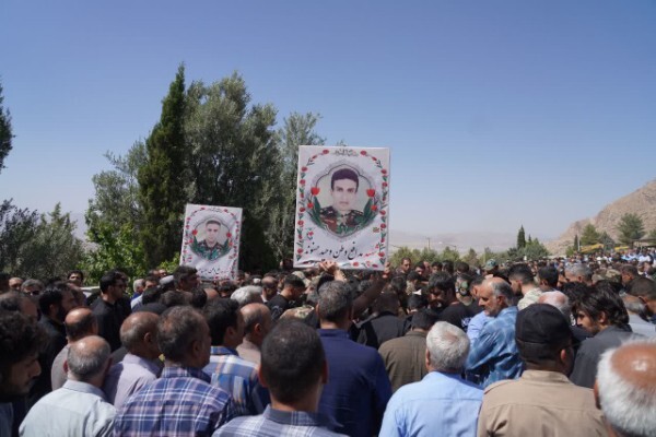 تشییع باشکوه پیکر شهدای ارتش حمله متجاوزانه رژیم صهیونی در خرم‌آباد