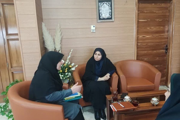 فاطمه ایرانی، مدیرکل دفتر امور زنان و خانواده استانداری لرستان