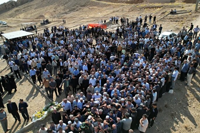 فیلم | تشییع پیکر شهید «کوروش بیرانوند» در خرم‌آباد