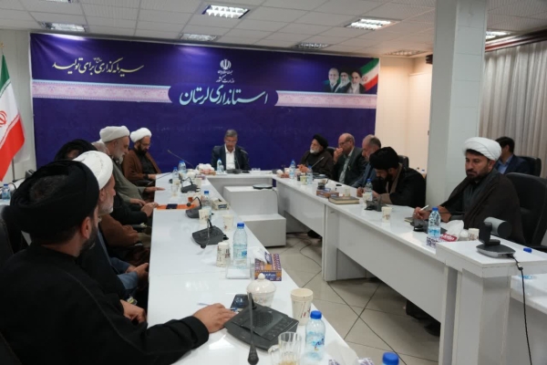 نشست استاندار لرستان با جمعی از روحانیون
