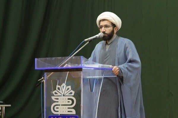 حجت‌الاسلام والمسلمین مهدی مرادیان، عضو هیئت علمی دانشگاه علوم پزشکی لرستان