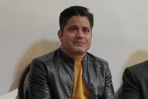 مصطفی فلاحی خوش‌چی، نویسنده و پژوهشگر لرستانی