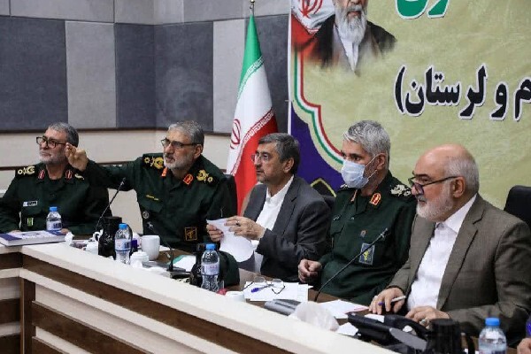 همه ما مدیون خدمات ارزنده سپاه پاسداران هستیم