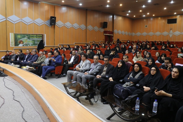 جشنواره «به ساز مدرسه، بساز مدرسه» در خرم‌آباد