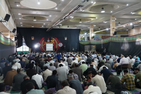 مراسم قرائت دعای پرفیض عرفه در خرم‌آباد