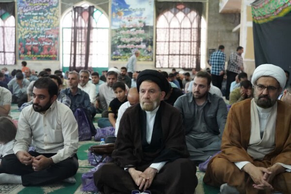 مراسم قرائت دعای پرفیض عرفه در خرم‌آباد
