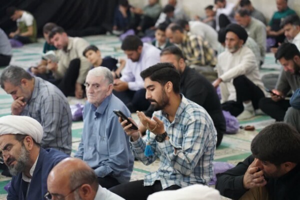 مراسم قرائت دعای پرفیض عرفه در خرم‌آباد