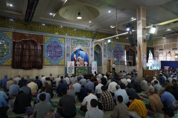 اقامه نماز عید قربان در خرم‌آباد