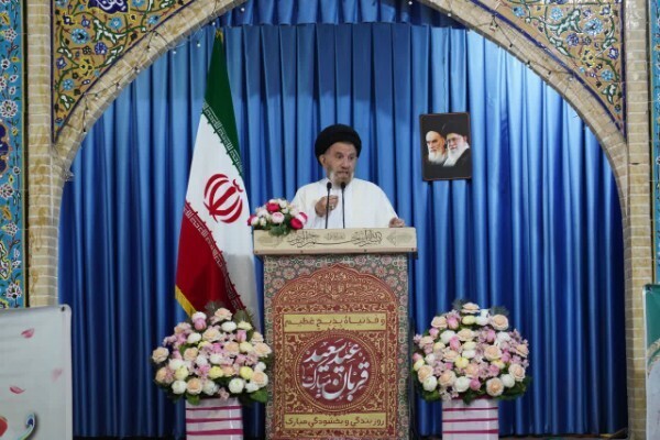 اقامه نماز عید قربان در خرم‌آباد