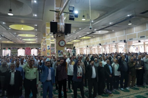 اقامه نماز عید قربان در خرم‌آباد