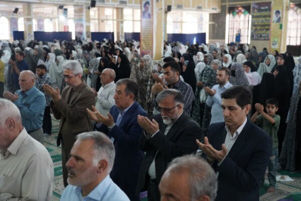 اقامه نماز عید قربان در خرم‌آباد