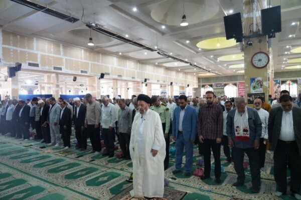 اقامه نماز عید قربان در خرم‌آباد