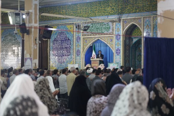 اقامه نماز عید قربان در خرم‌آباد