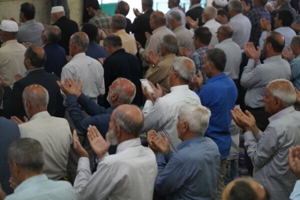 اقامه نماز عید قربان در خرم‌آباد