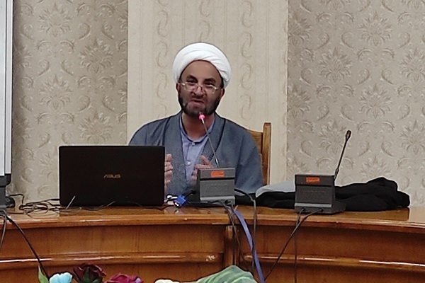 کارگاه‌های ضیافت اندیشه اساتید دانشگاه لرستان