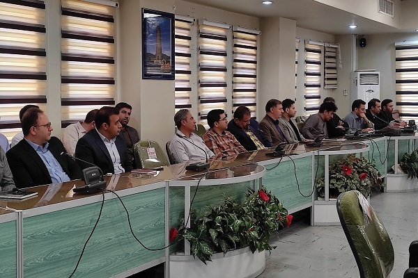 کارگاه‌های ضیافت اندیشه اساتید دانشگاه لرستان