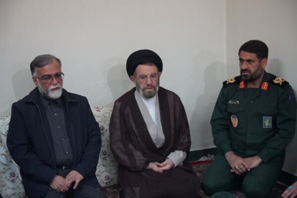 عکس | حضور مسئولان لرستان در مجالس ترحیم شهدای حمله رژیم صهیونیست