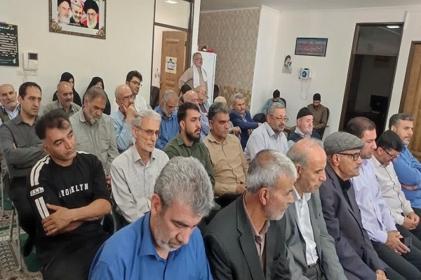 گردهمایی جمعی از پیرغلامان حسینی، ذاکران اهل‌بیت(ع)