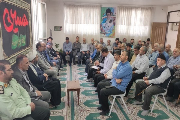 گردهمایی جمعی از پیرغلامان حسینی، ذاکران اهل‌بیت(ع)