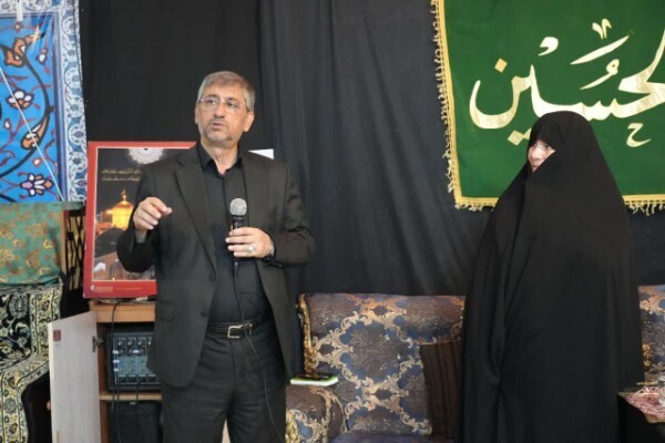 عکس | حضور استاندار لرستان در مؤسسه فرهنگی و مذهبی بانوان «فاطمه‌الزهرا(س)»