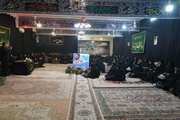 عکس | حضور استاندار لرستان در مؤسسه فرهنگی و مذهبی بانوان «فاطمه‌الزهرا(س)»