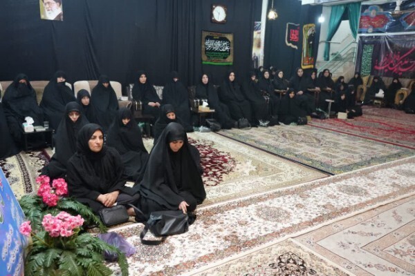 عکس | حضور استاندار لرستان در مؤسسه فرهنگی و مذهبی بانوان «فاطمه‌الزهرا(س)»