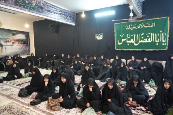 عکس | حضور استاندار لرستان در مؤسسه فرهنگی و مذهبی بانوان «فاطمه‌الزهرا(س)»