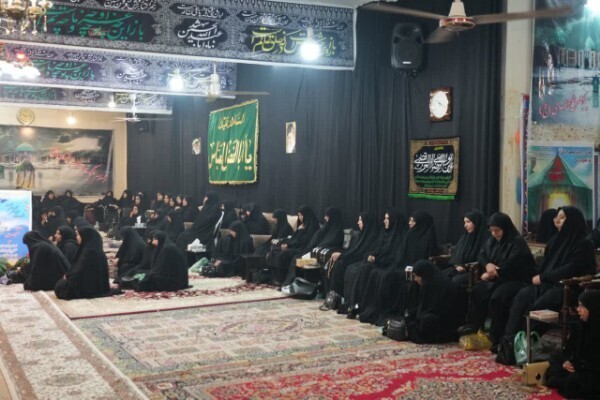 عکس | حضور استاندار لرستان در مؤسسه فرهنگی و مذهبی بانوان «فاطمه‌الزهرا(س)»