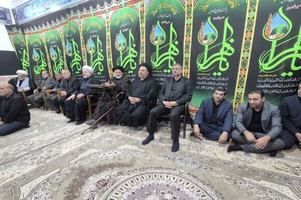مراسم عزاداری شب هشتم محرم در بیت نماینده ولی‌فقیه در لرستان