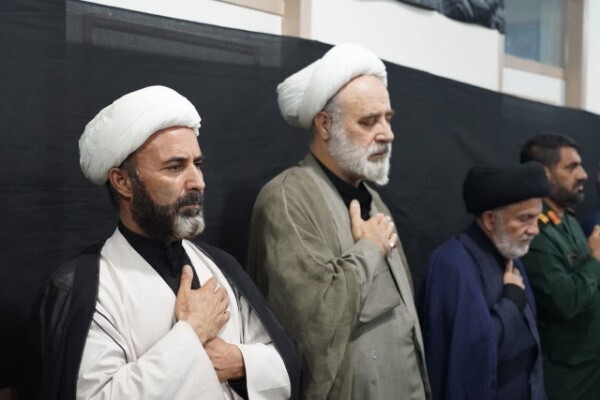 مراسم عزاداری شب هشتم محرم در بیت نماینده ولی‌فقیه در لرستان